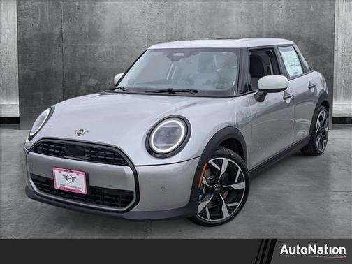 2025 MINI Hardtop Cooper