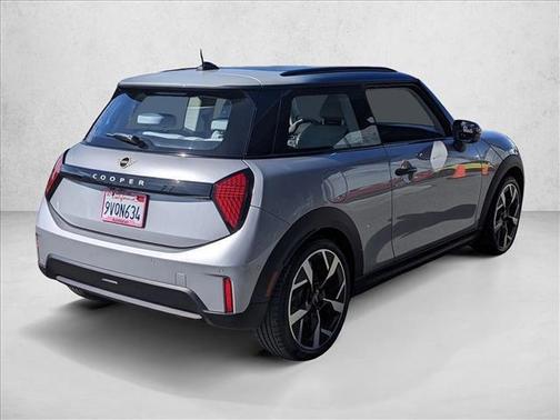 2025 MINI Hardtop Cooper