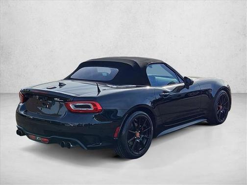 2019 FIAT 124 Spider Base