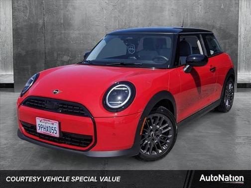 2025 MINI Hardtop Cooper