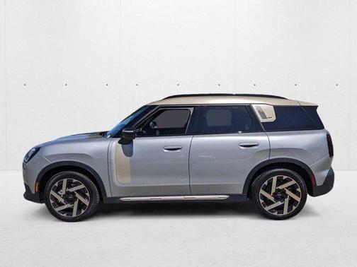 Melting Silver III Metallic 2025 MINI Countryman Cooper S ALL4
