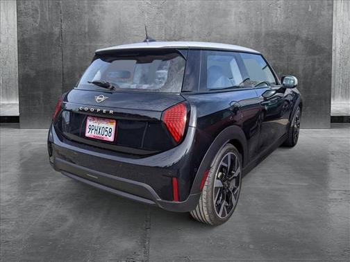 2025 MINI Hardtop Cooper
