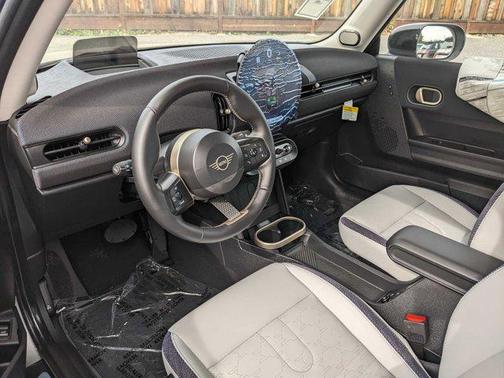 2025 MINI Hardtop Cooper