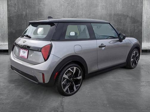 2025 MINI Hardtop Cooper