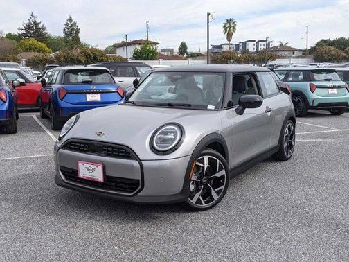 2025 MINI Hardtop Cooper