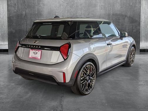 2025 MINI Hardtop Cooper