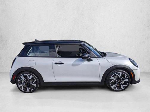 Nanuq White Metallic 2025 MINI Hardtop Cooper S