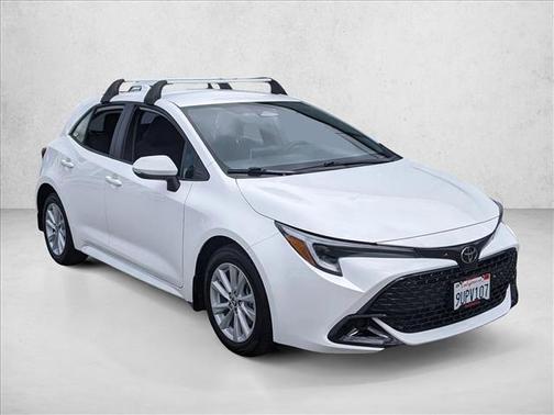 Ice Cap 2025 Toyota Corolla SE