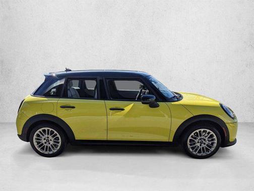Sunny Side Yellow 2025 MINI Hardtop Cooper S