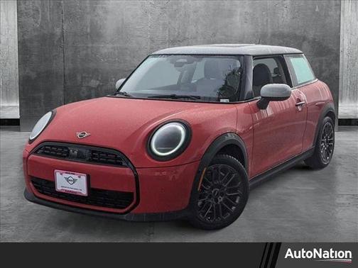2025 MINI Hardtop Cooper