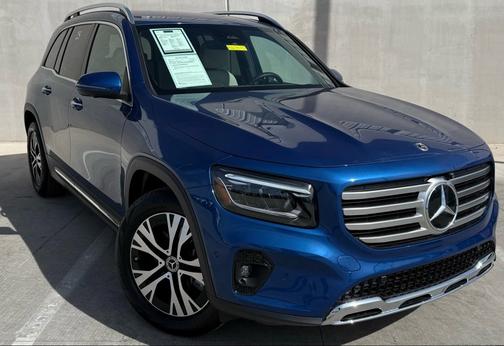 2025 Mercedes-Benz GLB 250 