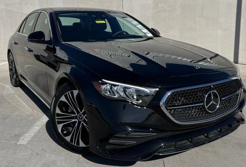 Obsidian Black Metallic 2025 Mercedes-Benz E-Class E 350