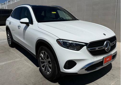 Polar White 2026 Mercedes-Benz GLC 300 4MATIC