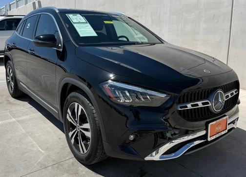 Night Black 2025 Mercedes-Benz GLA 250