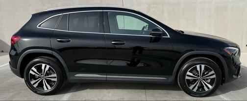 2025 Mercedes-Benz GLA 250 Base