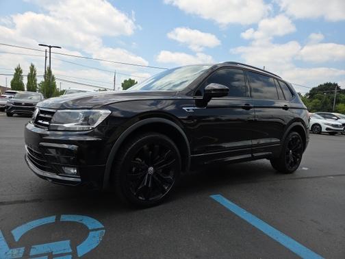 2021 Volkswagen Tiguan 2.0T SE R-Line Black