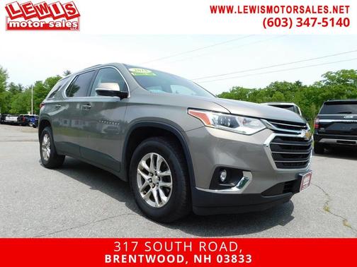 Pepperdust Metallic 2018 Chevrolet Traverse LT Cloth