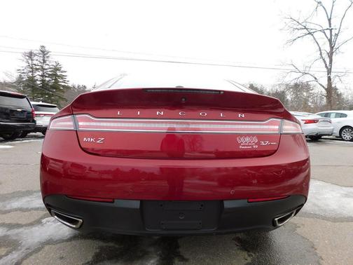 Ruby Red Metallic Tinted Clearcoat 2016 Lincoln MKZ Reserve I