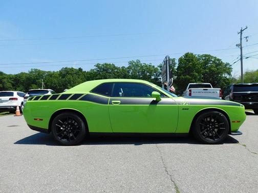 Sublime Pearlcoat 2019 Dodge Challenger R/T Scat Pack