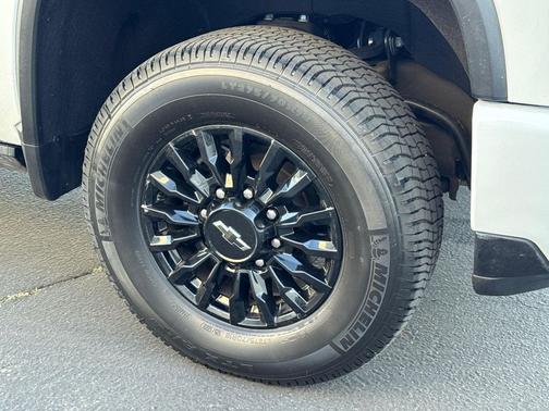 2024 Chevrolet Silverado 2500 LTZ