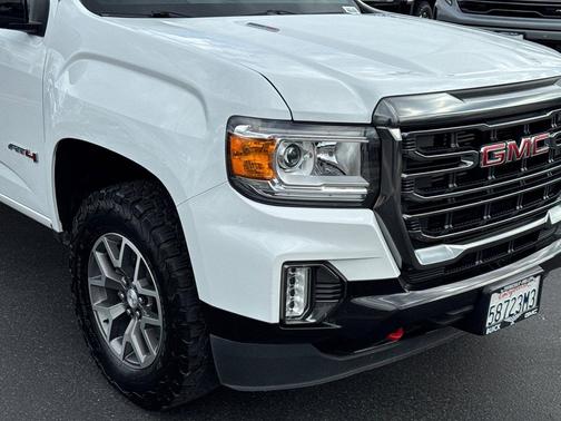 2022 GMC Canyon AT4