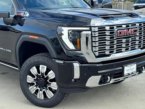 2026 GMC Sierra 2500 Denali