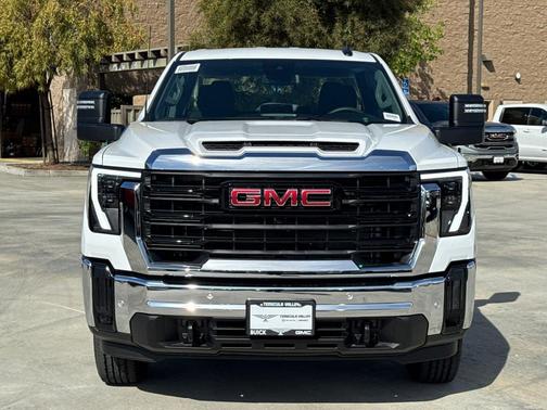 Summit White 2026 GMC Sierra 2500 Pro