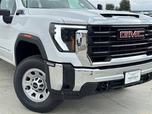 2025 GMC Sierra 3500 Base
