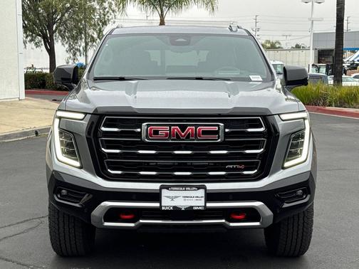 Sterling Metallic 2026 GMC Yukon 4WD AT4