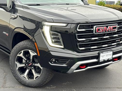 Onyx Black 2026 GMC Yukon 4WD AT4