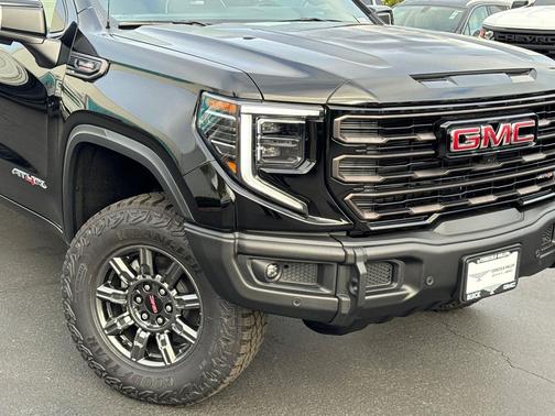 Onyx Black 2026 GMC Sierra 1500 AT4X