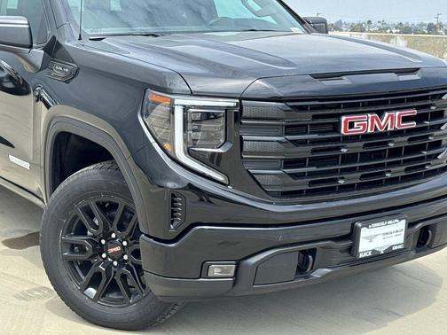 Onyx Black 2026 GMC Sierra 1500 Elevation