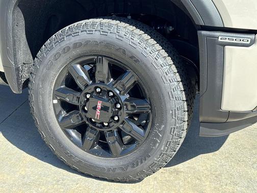 Coastal Dune 2026 GMC Sierra 2500 AT4