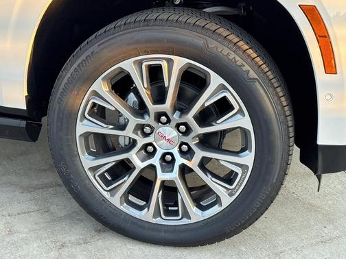 Summit White 2027 GMC Yukon XL Denali