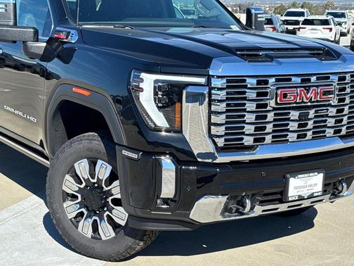 2026 GMC Sierra 2500 Denali