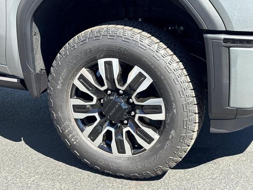 Sterling Metallic 2026 GMC Sierra 2500 Denali Ultimate