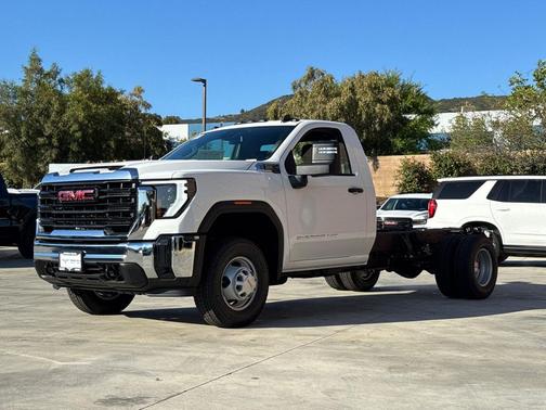 Summit White 2026 GMC Sierra 3500 Base