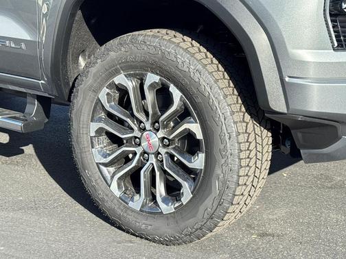Sterling Metallic 2026 GMC Canyon Denali