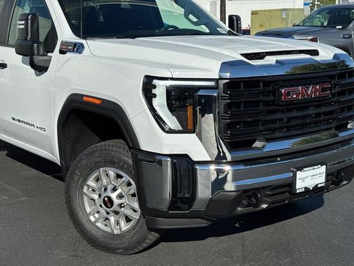 Summit White 2026 GMC Sierra 2500 Pro