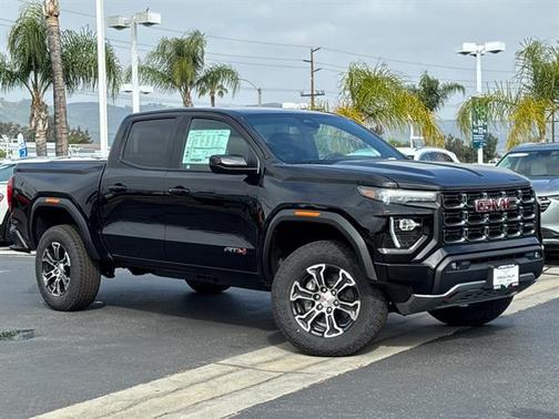 2025 GMC Canyon Base