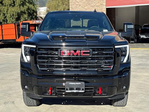 2026 GMC Sierra 2500 AT4