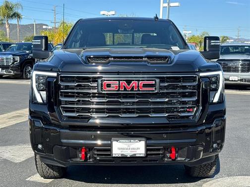 2025 GMC Sierra 2500 AT4