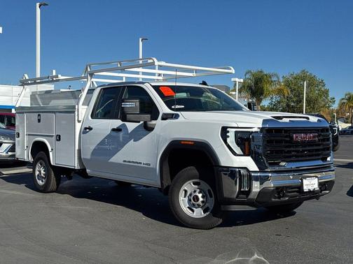 2025 GMC Sierra 2500 Pro