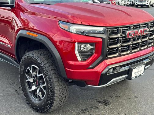 2023 GMC Canyon AT4X