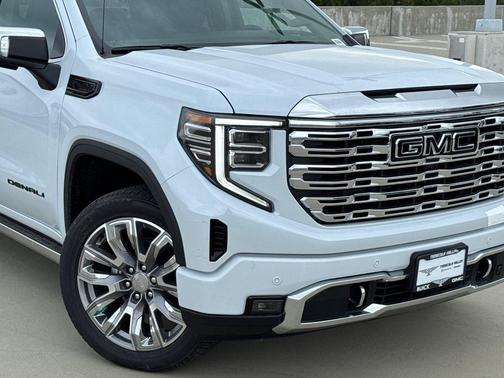 Glacier White Tricoat 2026 GMC Sierra 1500 Denali