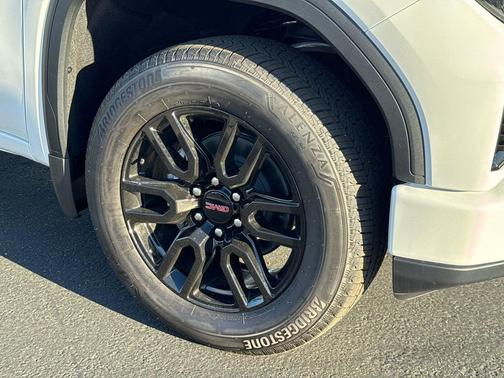 Summit White 2026 GMC Sierra 1500 Elevation