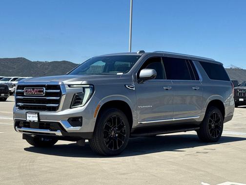 Sterling Metallic 2026 GMC Yukon XL 4WD Elevation