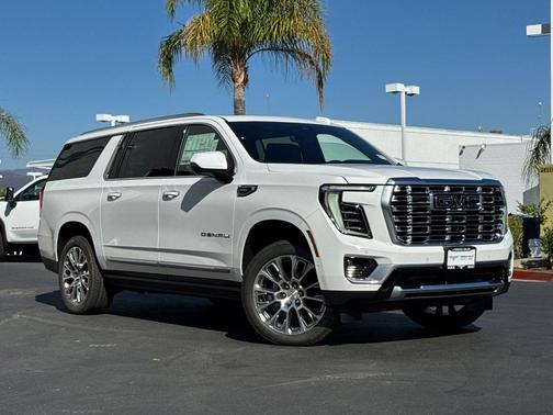 Summit White 2026 GMC Yukon XL Denali