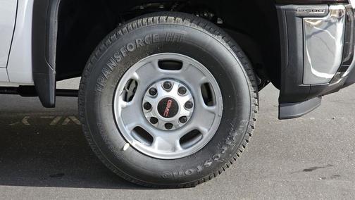 2025 GMC Sierra 2500 Pro