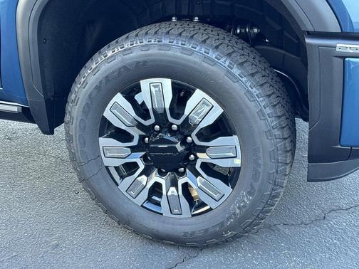 2026 GMC Sierra 2500 Denali